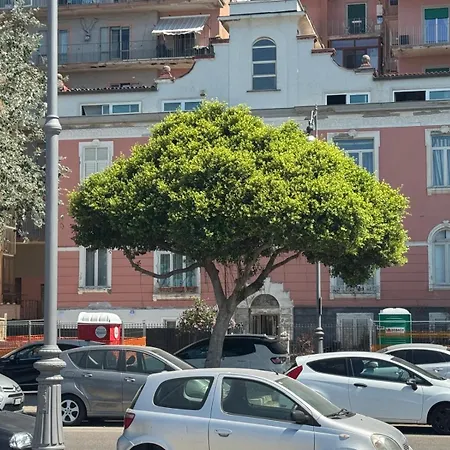 Daire Via Leucosia Salerno